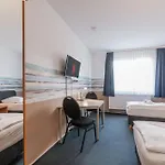 Cafe Galerie I Hannover-garbsen I Free Parking 3* Garbsen