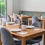 Cafe Galerie I Hannover-garbsen I Free Parking 3* Garbsen