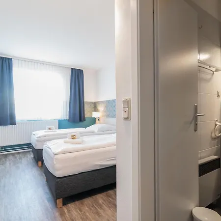 Cafe Galerie I Hannover-garbsen I Free Parking Garbsen