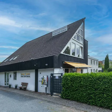 酒店 Cafe Galerie I Hannover-garbsen I Free Parking