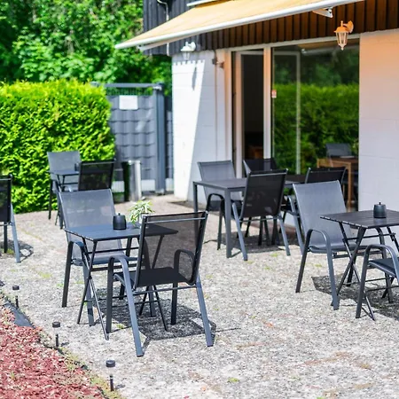 Cafe Galerie I Hannover-garbsen I Free Parking 加尔布森