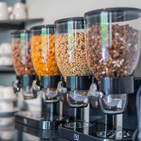 Cafe Galerie I Hannover-garbsen I Free Parking 3*