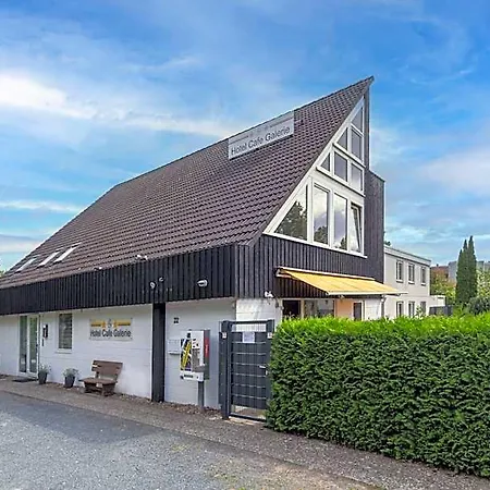 Café Galerie - Breakfast - Free Parking - Smart Tv Hotel Garbsen