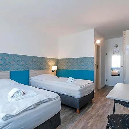 Café Galerie - Breakfast - Free Parking - Smart Tv Hotel