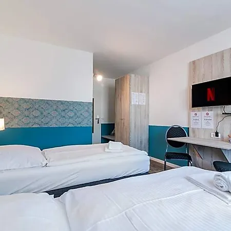 Café Galerie - Breakfast - Free Parking - Smart Tv 3* Garbsen