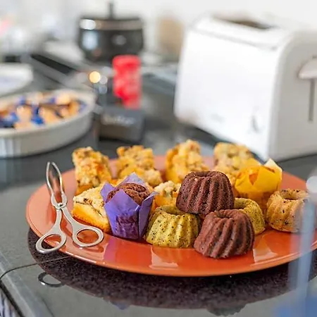 Café Galerie - Breakfast - Free Parking - Smart Tv 3* Garbsen