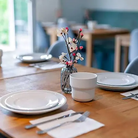 Hotel Café Galerie - Breakfast - Free Parking - Smart Tv 3*
