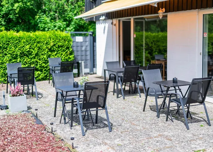 Cafe Galerie I Hannover-garbsen I Free Parking Garbsen