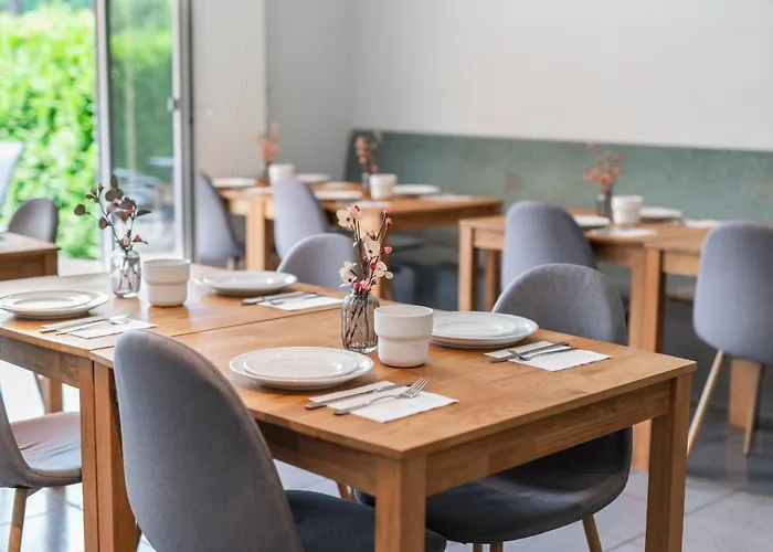 Cafe Galerie I Hannover-garbsen I Free Parking 3* Garbsen