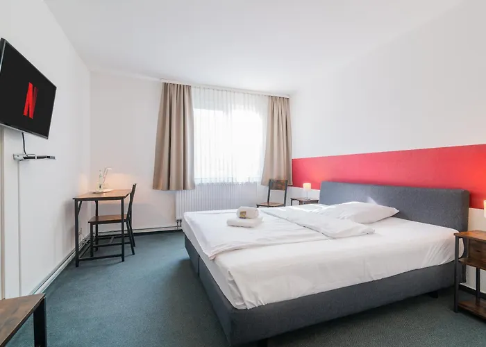 酒店 Cafe Galerie I Hannover-garbsen I Free Parking