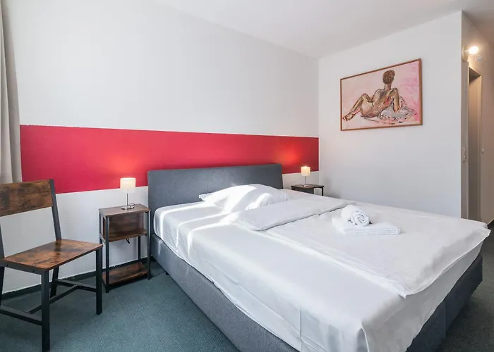 Cafe Galerie I Hannover-garbsen I Free Parking 3*