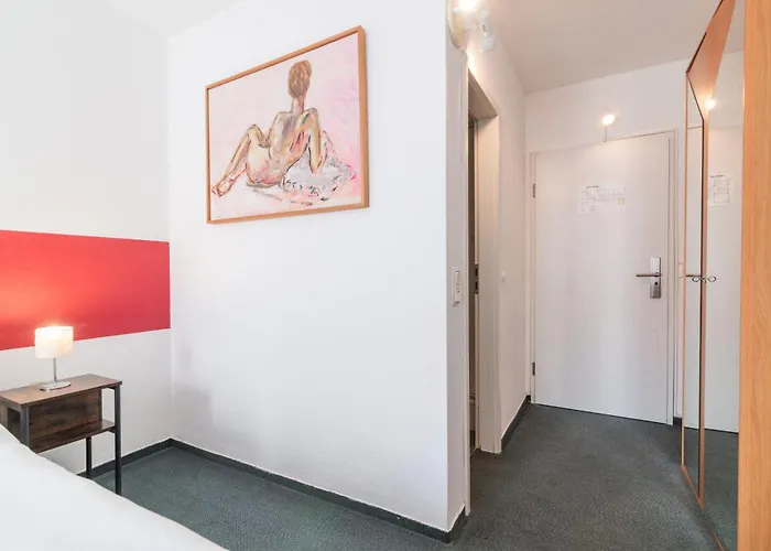 Cafe Galerie I Hannover-garbsen I Free Parking 加尔布森